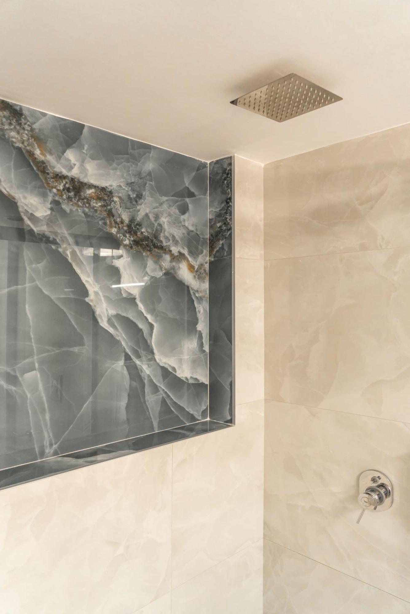 Neon 2Br Luxurious Central Apt Heraklion Dış mekan fotoğraf
