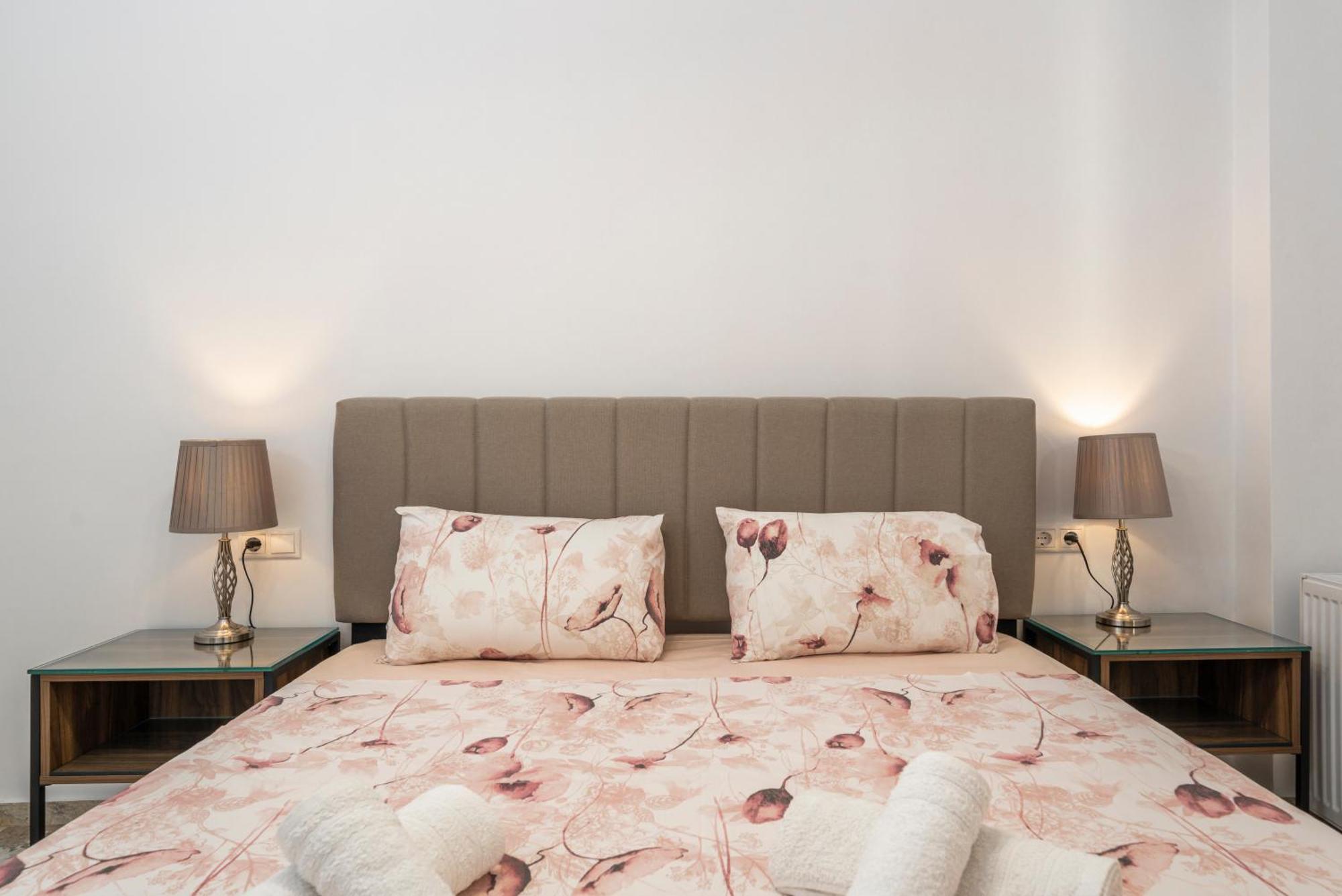 Neon 2Br Luxurious Central Apt Heraklion Dış mekan fotoğraf