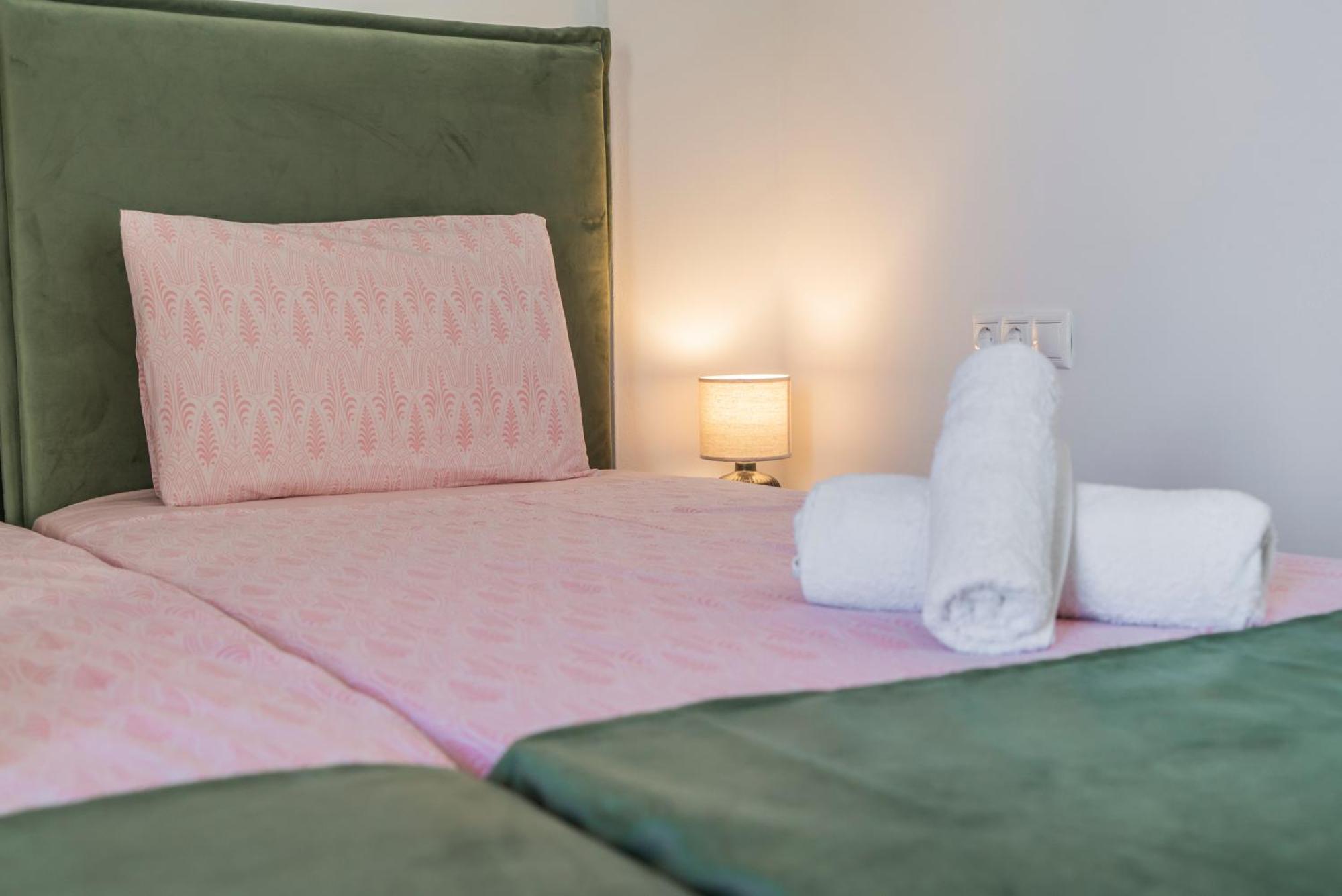 Neon 2Br Luxurious Central Apt Heraklion Dış mekan fotoğraf